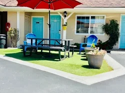 Central Coast Inn- Cayucos