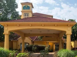 La Quinta by Wyndham Charlotte Airport South