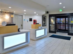 Holiday Inn Express Hotel & Suites Farmington, an IHG Hotel
