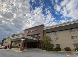 La Quinta by Wyndham Harrisburg Airport Hershey