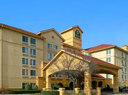 La Quinta by Wyndham DFW Airport South / Irving