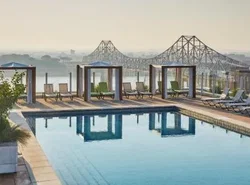 Four Seasons St. Louis