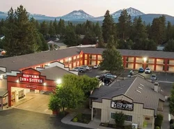 Sisters Inn & Suites