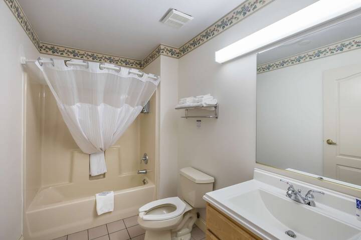 Americas Best Value Inn & Suites Three Rivers - thumb 7