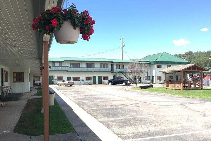 Dakota Cowboy Inn - thumb 2