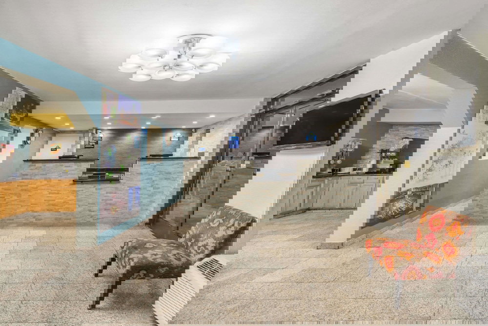 Days Inn By Wyndham Raleigh Midtown - thumb 2