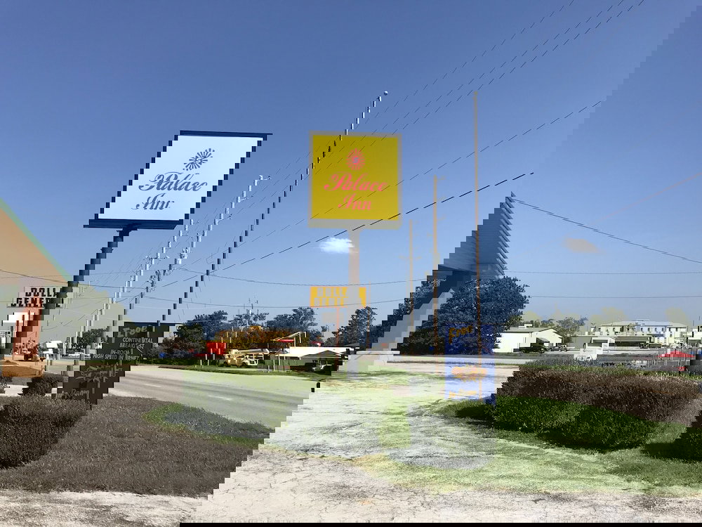 Palace Inn Independence - thumb 0