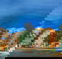 Days Inn  Suites by Wyndham Airport Albuquerque - Accommodation Michigan