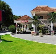 Caravelle Inn  Suites - Accommodation Michigan