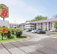 Super 8 by Wyndham Sevierville Riverside - Accommodation Michigan