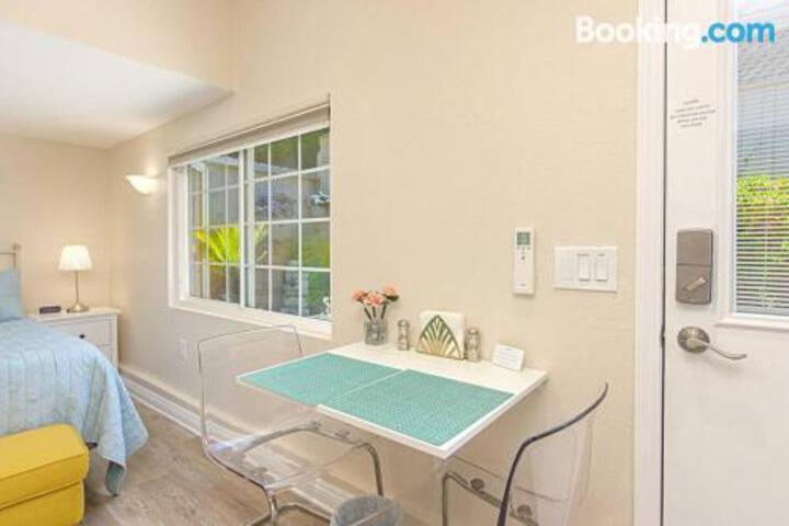 Chula Vista Studio Retreat - thumb 1