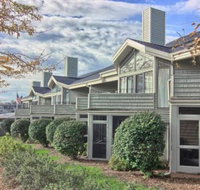 205 Pointes North Inn - Accommodation Michigan