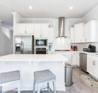 Grande Pointe Home Home - Accommodation Michigan