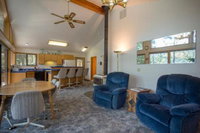 3 Bed 2 Bath Vacation home in Lake Coeur dAlene