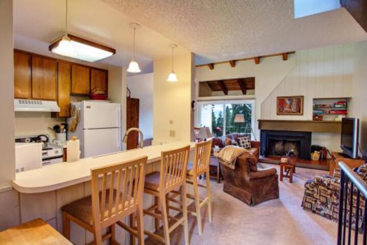 Stellers Jay Lake View Condo Condo - thumb 5