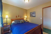 Mission Lakefront Paradise