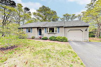 New Listing Spacious Home on Hinkleys Pond Home