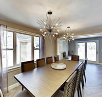 Newly Remodeled Home 2 Miles To Craigville Beach Home - Accommodation Michigan