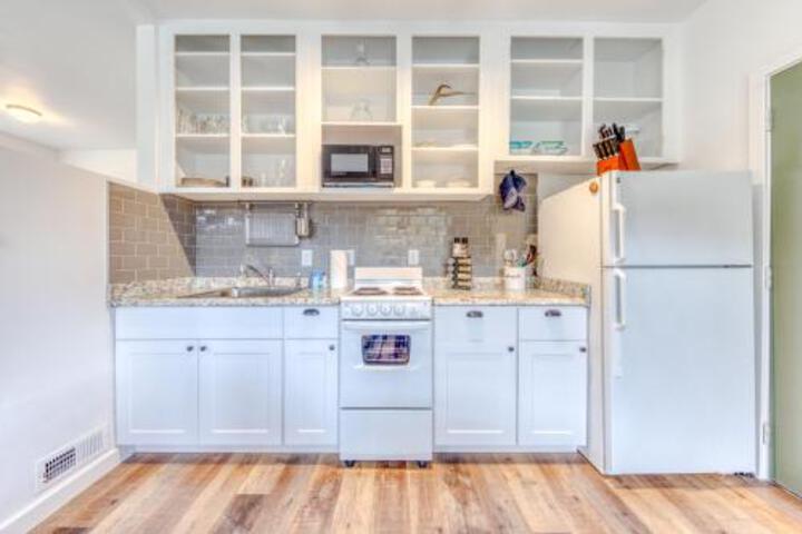 Green Acres - thumb 3