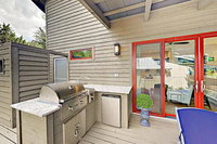 New Listing Resort Cabin on Lake Travis W / Pool Cabin