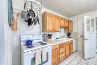 Captain Johns Cannon Beach