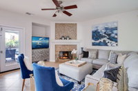 New Listing Contemporary W/ Pool  Hot Tub 4 Bedroom Home