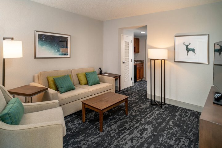 Delta Hotels By Marriott Huntington Mall - thumb 4