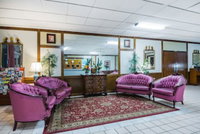 Knights Inn Napoleon