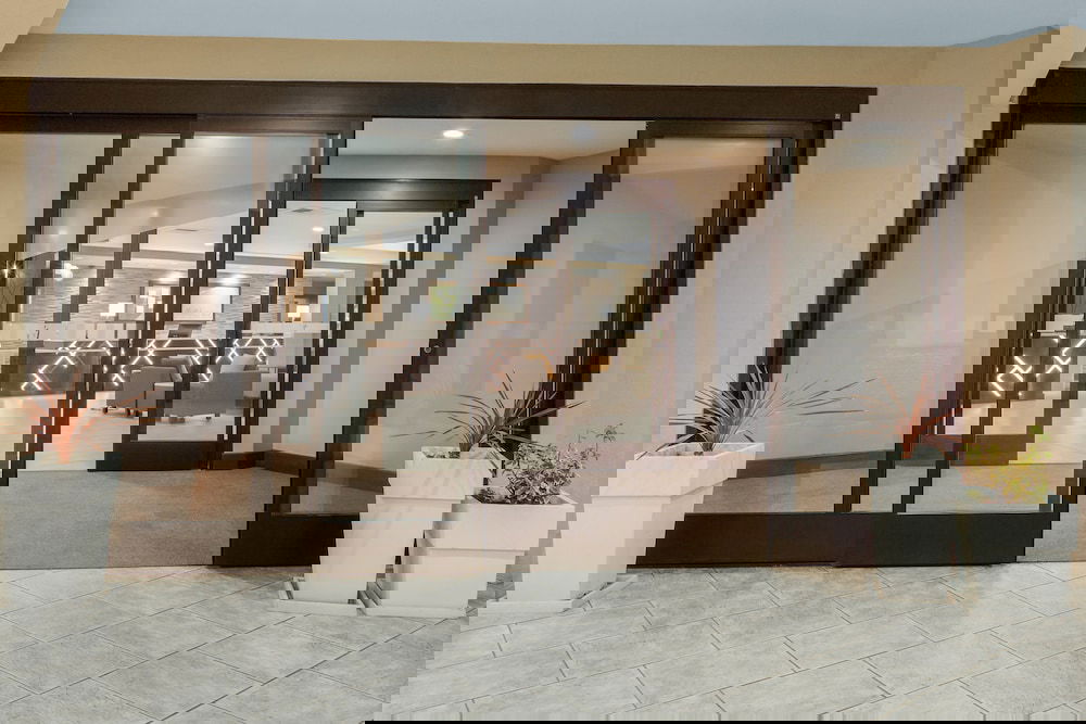 Holiday Inn La Mirada, An IHG Hotel - thumb 0