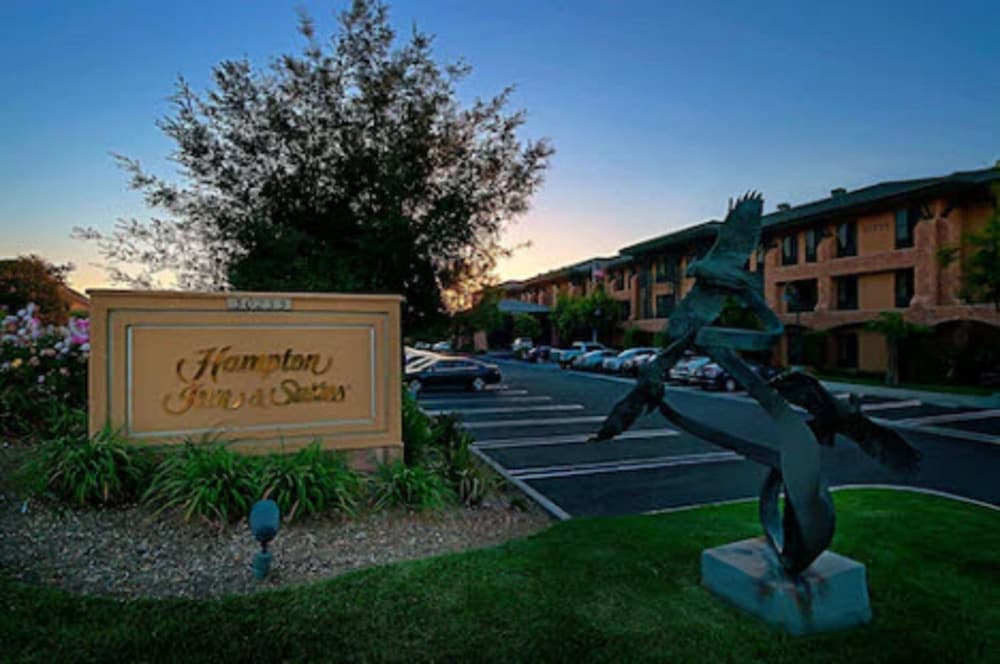 Hampton Inn & Suites Agoura Hills - thumb 0