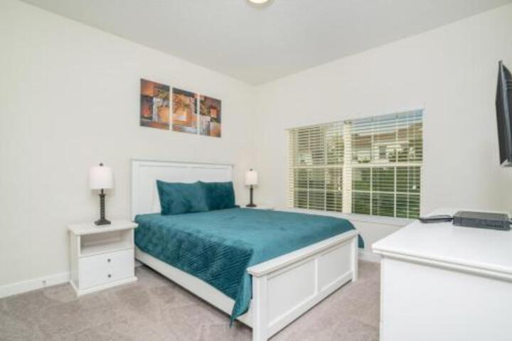 1556PLUNKER Townhouse - thumb 0