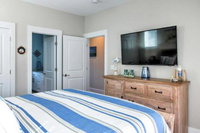 Charming Surf City House w / Elevator Walk to Beach