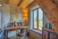 Del Norte Home on 50 Private Acres w / 2 Level Deck