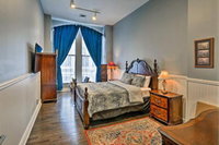 Elegant St. Louis Condo Walk to Busch Stadium