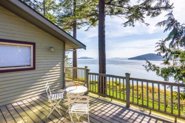 Custom Guemes Home W / Spectacular Water Views! - thumb 6