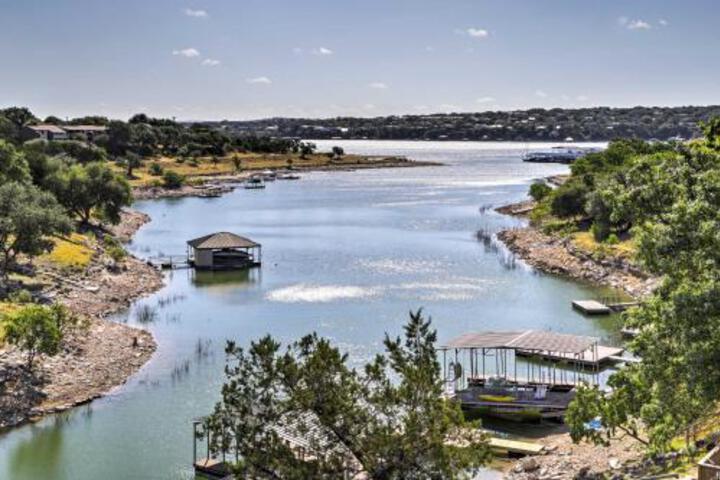 Charming Point Venture Townhome W / Lake View! - thumb 3