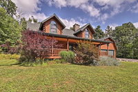 Stellar Wilmington House on 20 Wooded ADK Acres
