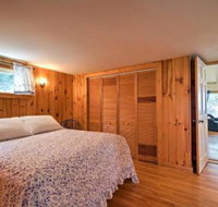 Willow Point Lakefront Isle La Motte Home - Accommodation Michigan