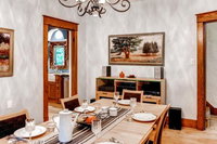 Elkhart LakeTownhome w / Backyard 1 Block to Beach