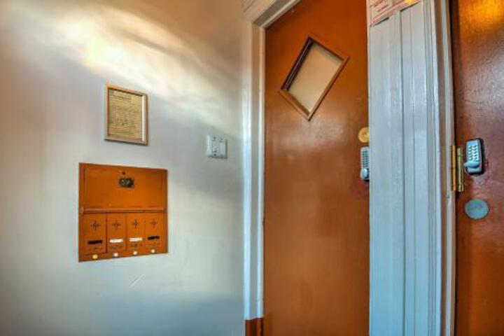 Bronx Apartment 1 Block To Subway To Manhattan! - thumb 5