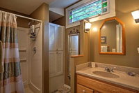 Harbert CottageStudio w / Porch Half Mile to Beach