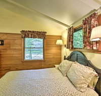 NEW Cozy Ephraim Cedar Cottage w / Private Deck - Accommodation Michigan