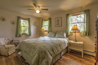 2BR  Loft North Creek Cottage in the Adirondacks