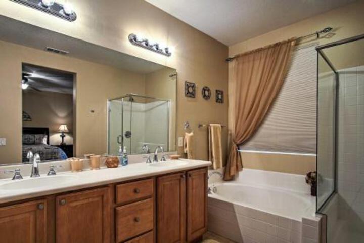 Indio Home W / Private Pool & Putting Green By Golf - thumb 0