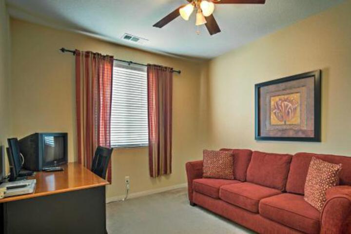 Indio Home W / Private Pool & Putting Green By Golf - thumb 3