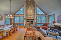 5 Peaks Luxury Wintergreen Resort Home w / Hot Tub