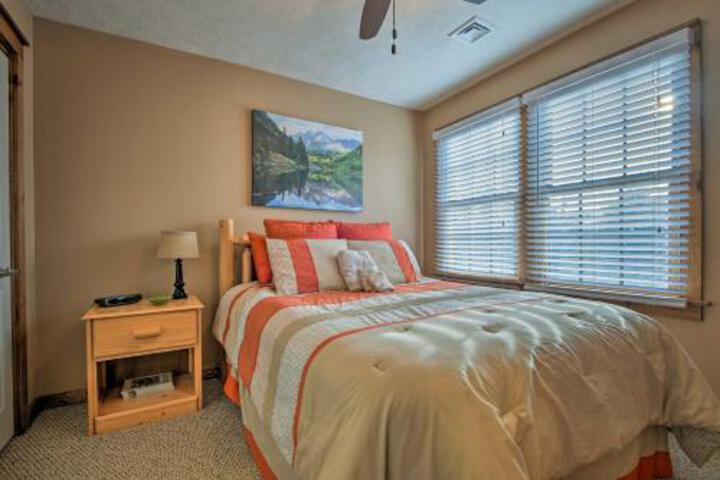 Tannersville Home W / Deck View 1 Mile To Camelback - thumb 0