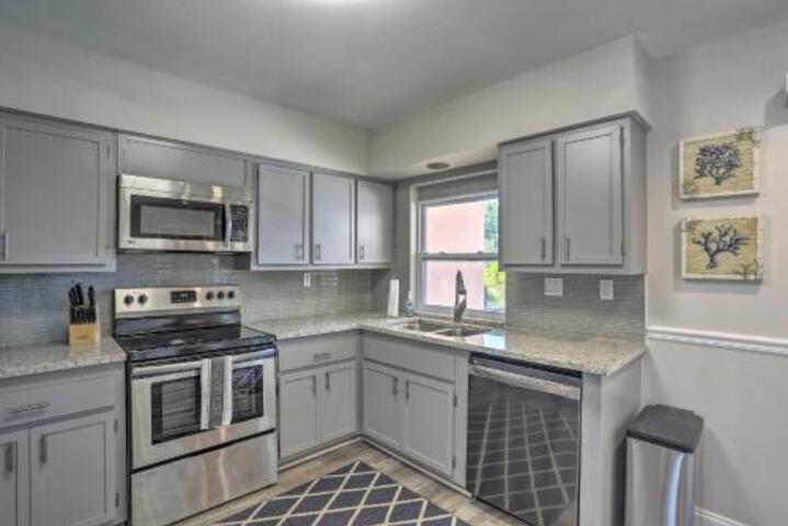 Updated St. James City Home On Canal W / Pool & Dock - thumb 6