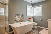 Modern Hiwassee Home w / Mtn  Lake Views