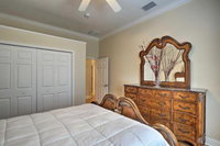 Contemporary Brandon Home w / Pool  Game Room